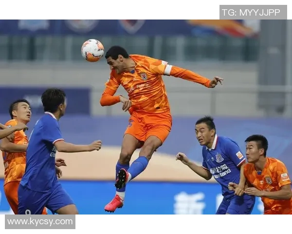 斯特拉与图尔的精彩对决分析及赛季表现回顾